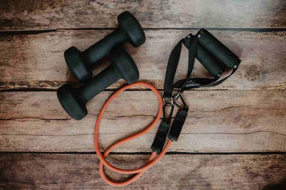 Simple equipment that can be used to train at home.
