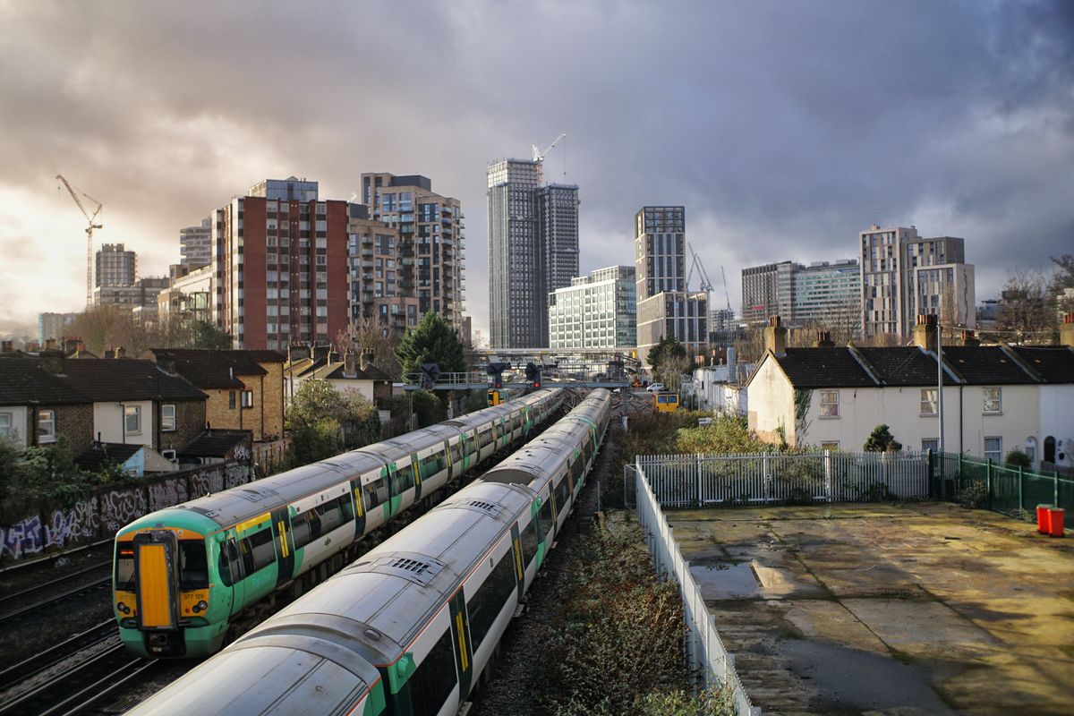 Check out these places to meet your personal trainer in Croydon.