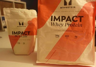 BCAA and whey protein supplements