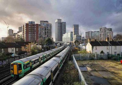 Check out these places to meet your personal trainer in Croydon. 