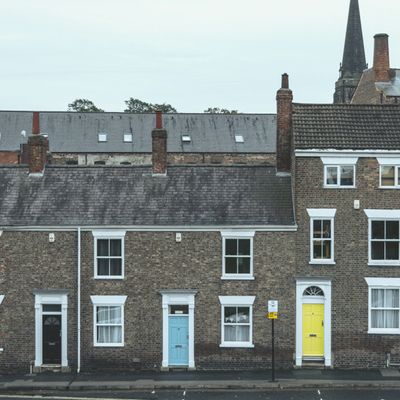 Houses in London, near Enfield Wash