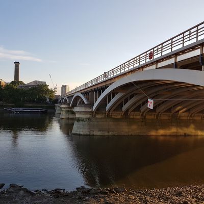 A bridge crossing the Thames in South London